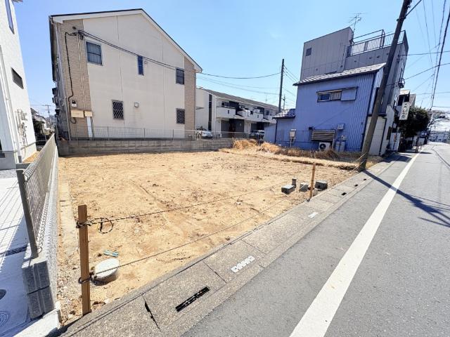【家族の夢を叶える建築条件無し売地】お好きなハウスメーカーで建築が可能です。間取り参考資料もご用意致します。お気軽にご相談下さい。
