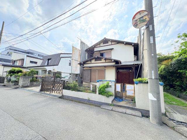 【更地渡し】余計な解体費用も掛かりません。容積率200％で様々なプランニングが可能です！