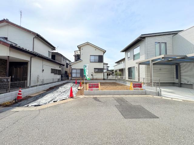 【家族の夢を叶える建築条件無し売地】お好きなハウスメーカーで建築が可能です。間取り参考資料もご用意致します。お気軽にご相談下さい。