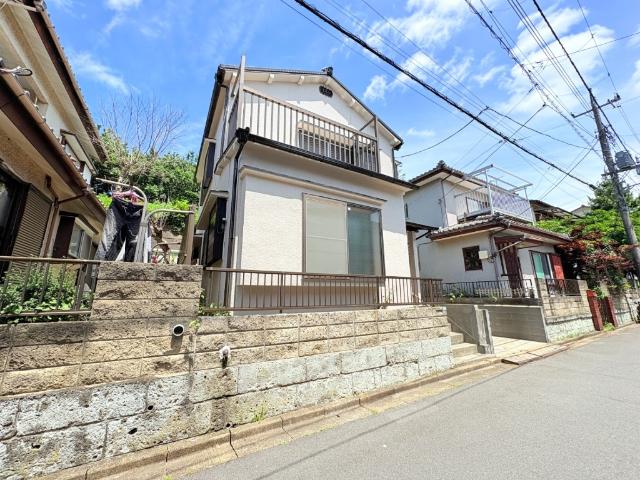 【新規リフォーム物件】トイレ・洗面化粧台・給湯器交換、クロス・クッションフロア一部貼替、フロアタイル一部上貼り、畳表替え、襖・障子貼替、外壁・屋根塗装等々。