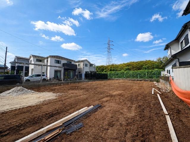 【家族の夢を叶える建築条件無し売地】お好きなハウスメーカーで建築が可能です。間取り参考資料もご用意致します。お気軽にご相談下さい。