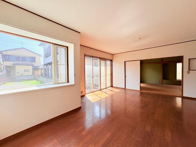 松戸市金ケ作中古戸建 リビング