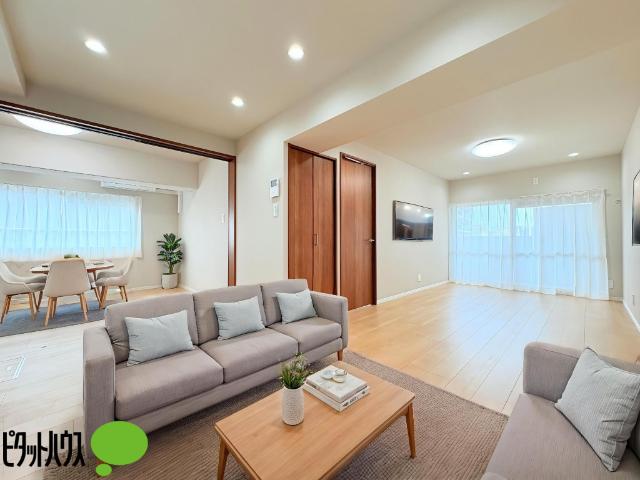 中銀松戸マンシオン リビング