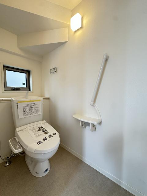 流山市市野谷中古戸建 トイレ