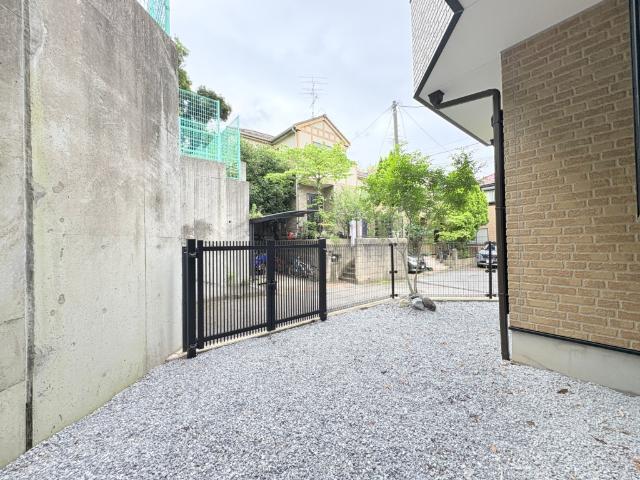 松戸市秋山中古戸建 庭