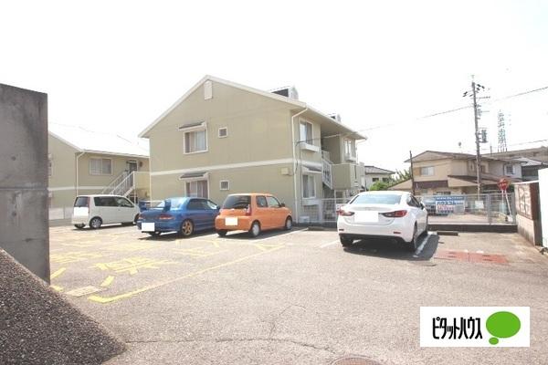 FLATSわかまつ（203） 駐車場