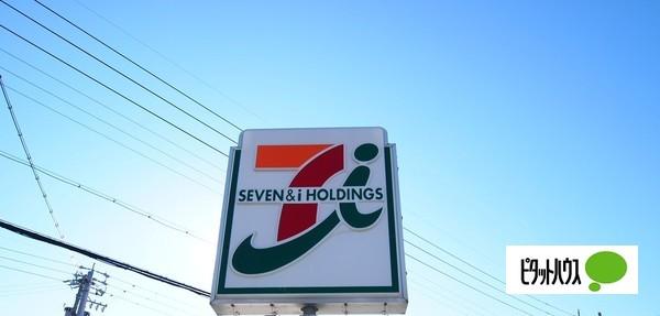 セブンイレブン岡崎矢作町店：273m