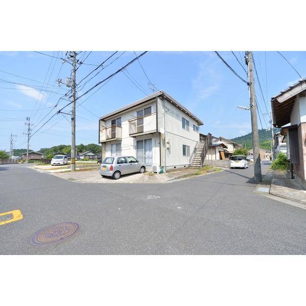 倉吉駅より徒歩15分 築36年8ヶ月 2階建の賃貸物件