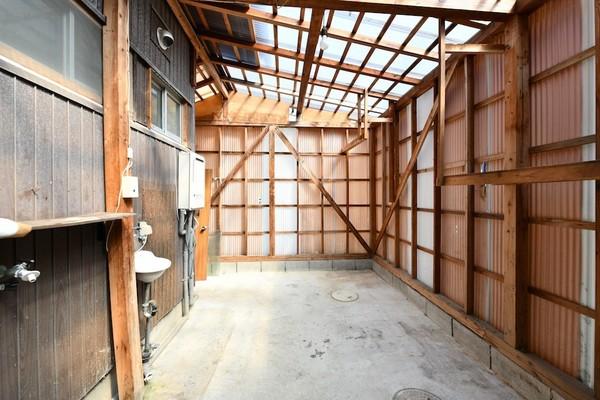 commercial 昭和町２丁目