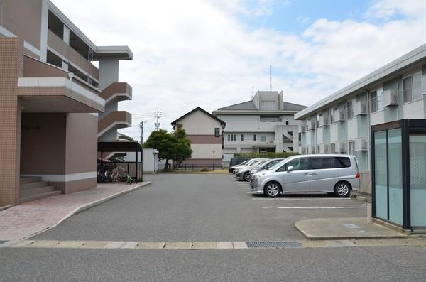 グランヴェール（205） 駐車場