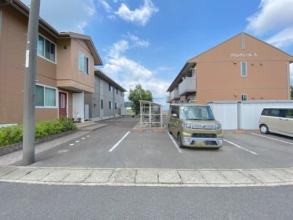 プリムヴェール　Ｃ棟（201） 駐車場