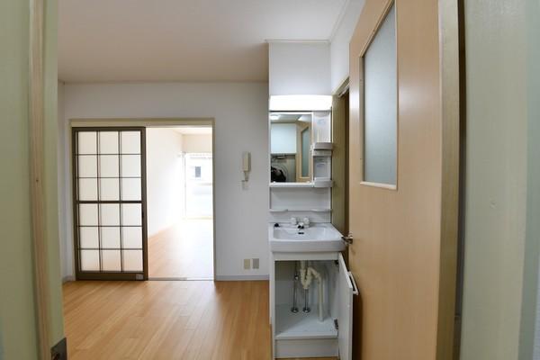 apartment 上井