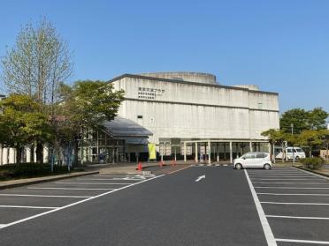 倉吉市立図書館：433m