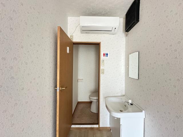 commercial 昭和町２丁目