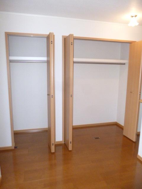 エッセ・ウーナ（105） 収納