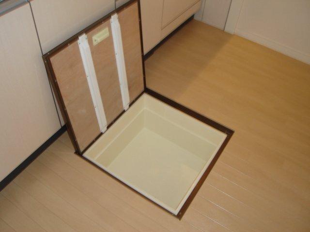 メゾン　ドゥ　サンマリノ 部屋画像