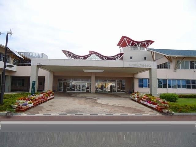 湯梨浜町立羽合小学校：1400m