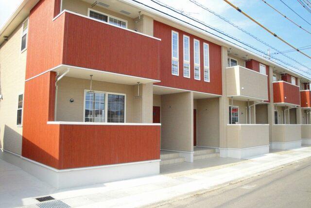 下北条駅よりバス3分 築12年5ヶ月 2階建の賃貸物件