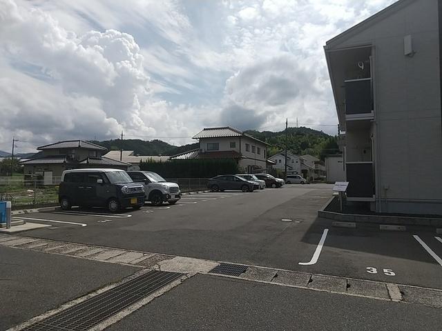 ベル・メゾンⅡ（102） 駐車場