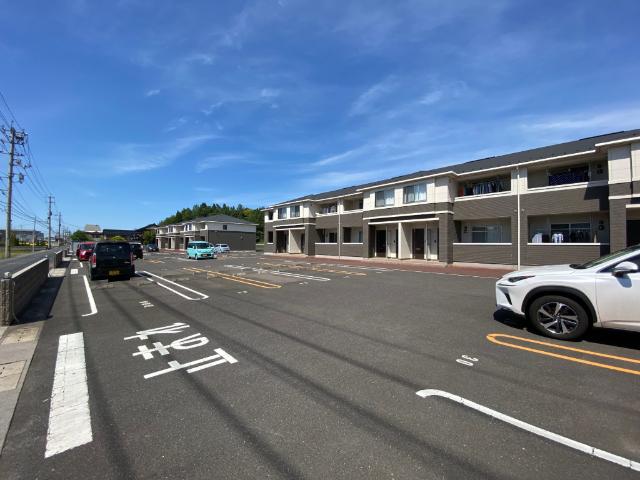 メゾン　ドゥ　アヴィニヨン 駐車場