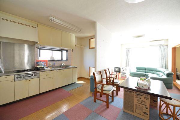 detached 虹ケ丘町