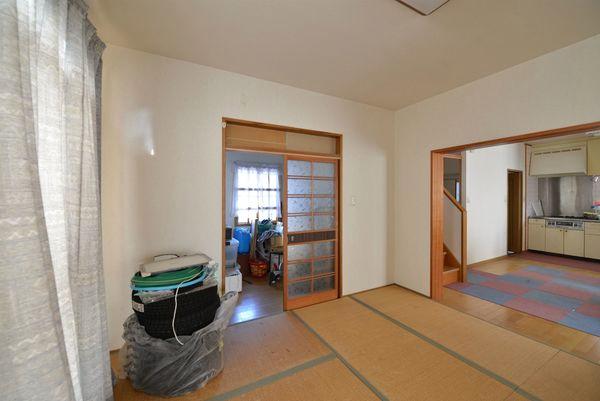 detached 虹ケ丘町