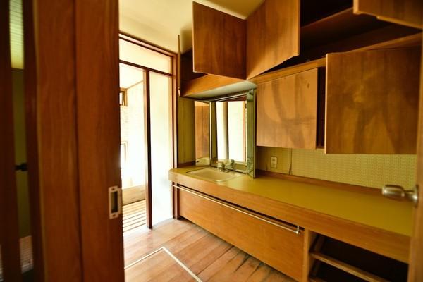 detached 大字三朝