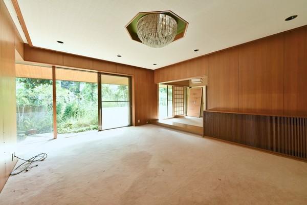 detached 大字三朝