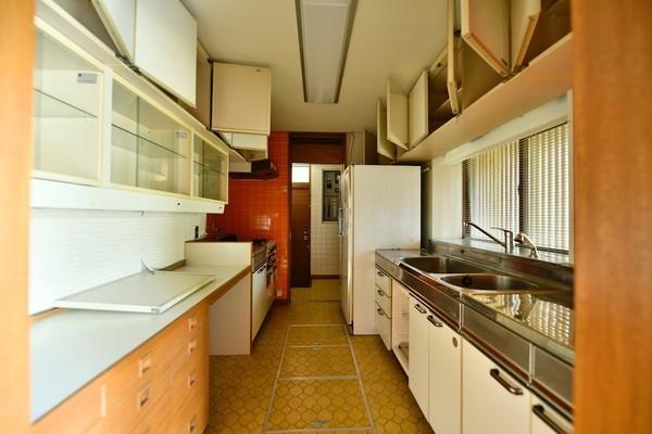 detached 大字三朝