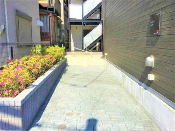 リブリ・白浜（202） エントランス