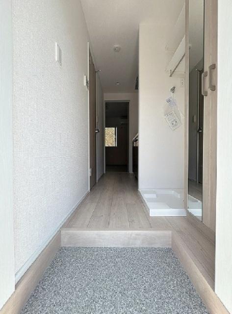 Venus Lagoon三枚町（102） 玄関