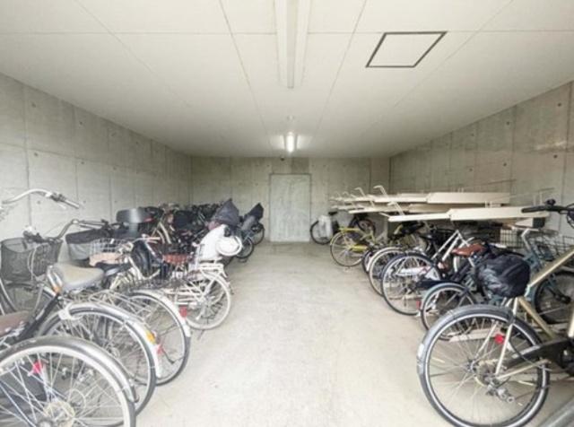 ローヤルシティ鴨居7番館 物件画像