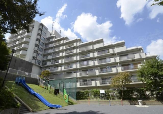 アンバサダー横浜松見町 外観