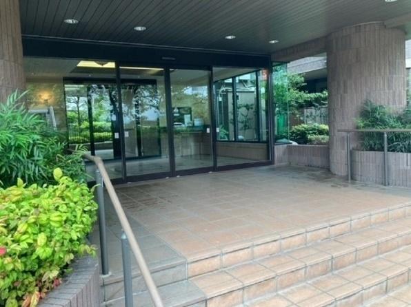 エンゼルハイム大倉山第三 エントランス