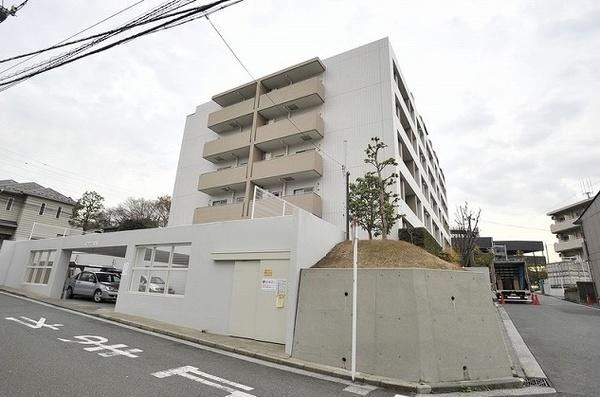 シティウインズイルパティオ 外観