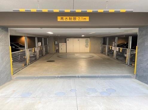 ブリシア新横浜 駐車場