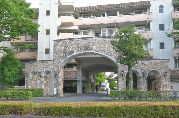 港北ファミールガーデンＪ棟 外観