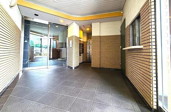 クレアヒルズ上星川西棟 エントランス