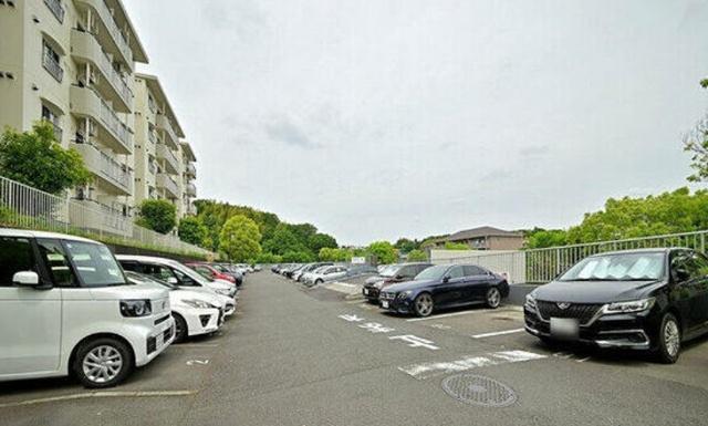 みずきが丘住宅20-12号棟 駐車場
