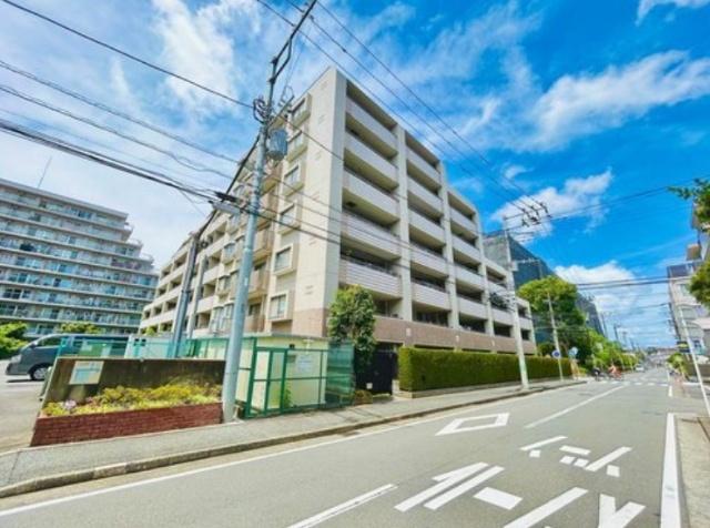 ルイシャトレ大倉山サンクティエル 外観