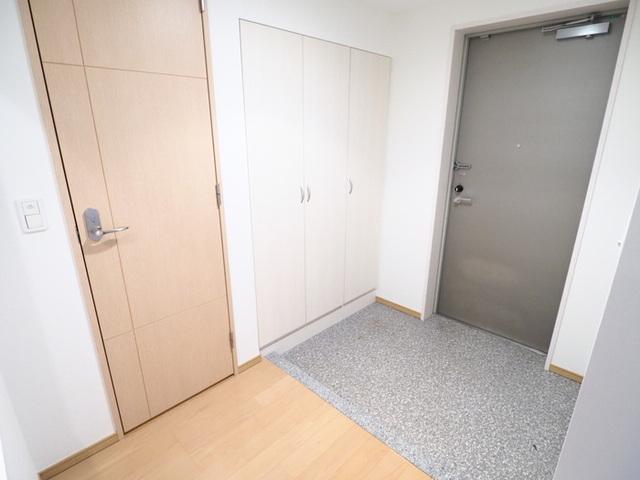 ロイヤルパークスリバーサイド（0605） 玄関