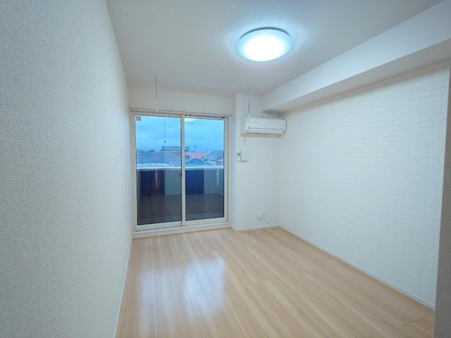 パレス国立（302） 部屋画像