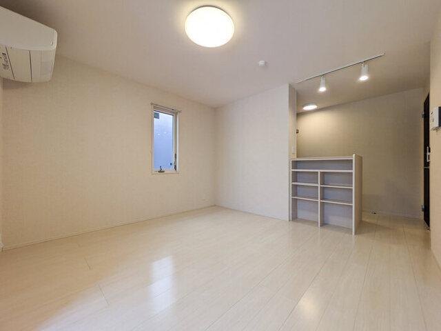 カーサグラナーテ（110） 室内
