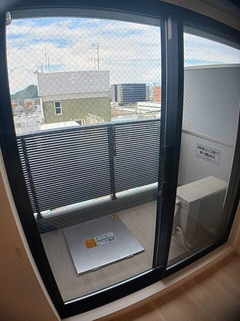 スアヴィス平塚八重咲（805） バルコニー