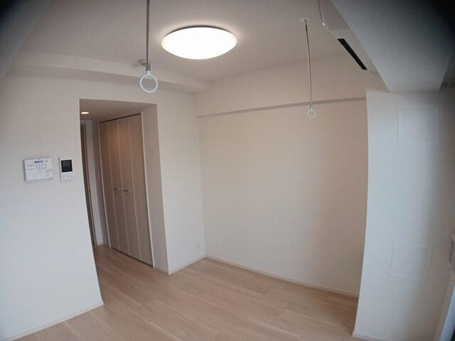 スアヴィス平塚八重咲（803） 室内
