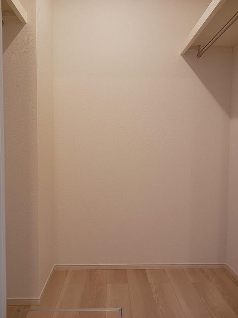 ソレイユ緑ヶ丘（101） 収納