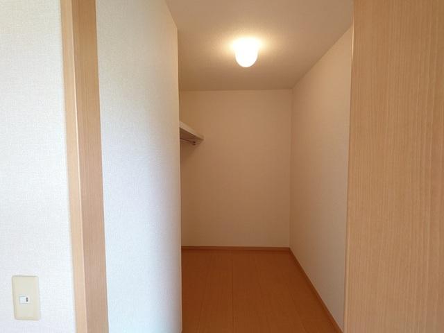 リビングタウン三ッ木　ＡＢ（B102） 部屋画像
