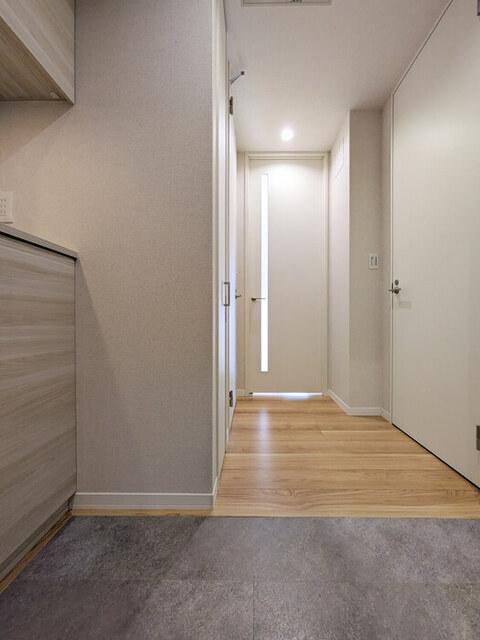 シャーメゾン大和東レジデンス（305） 玄関