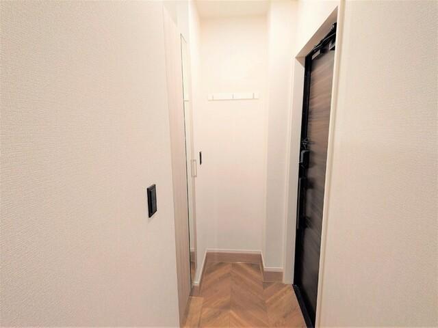 Auspicious　House（302） 玄関