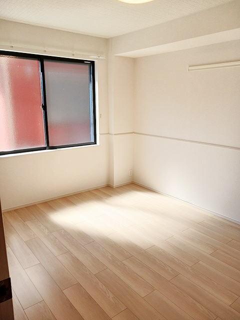 ヒカルサ東京武蔵村山（101） 室内
